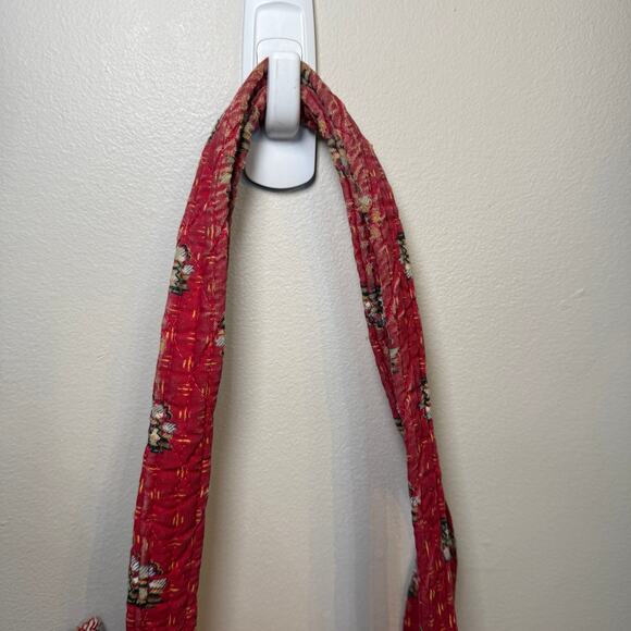 Vera Bradley Provincial Red Floral Print Zip Quilted Shoulder Bag Purse - Picture 4 of 11
